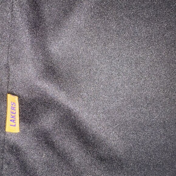 Los Angeles Lakers LeBron James 1/4 Zip Warm Up Jacket Men’s Sz M Black NBA - Picture 4 of 8